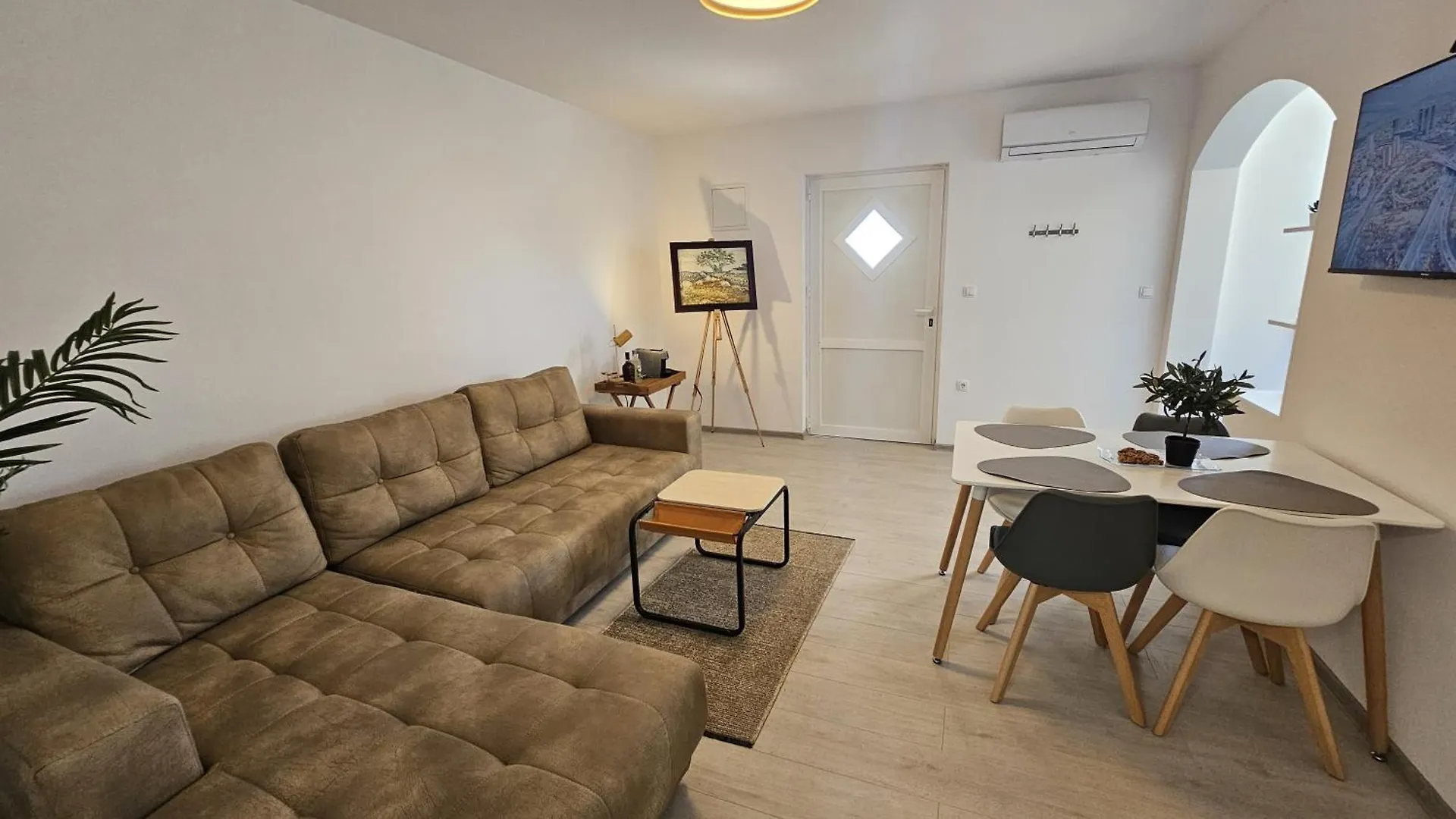 Look Smokvica Pag Apartmani クロアチア