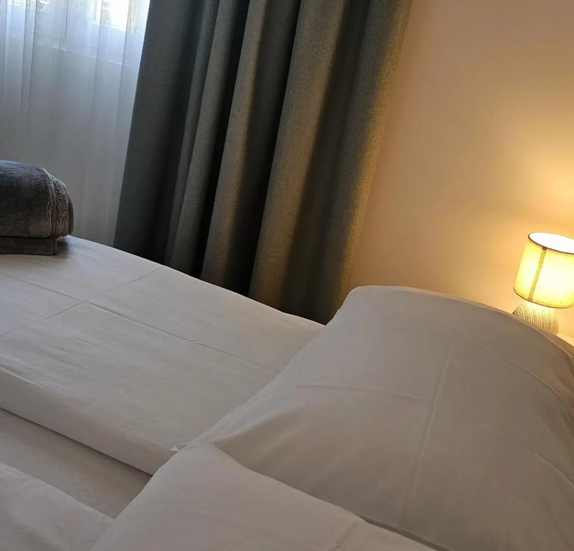 Look Smokvica Pag Apartmani アパート